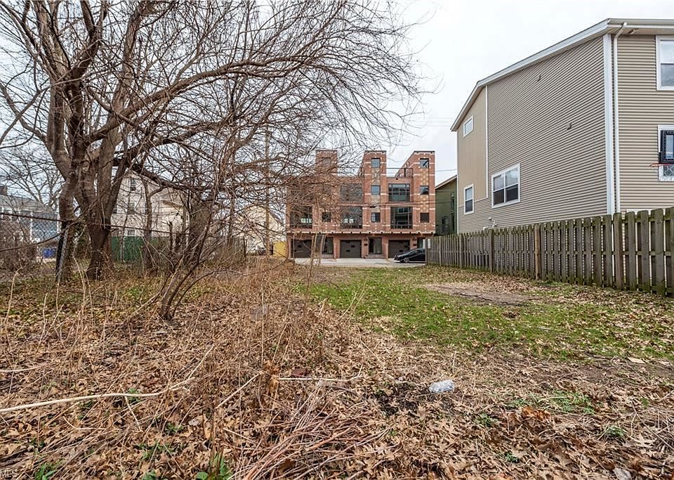 1st image of 2502 Thurman Ave