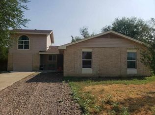 3 Candlewood Rd, Laredo, TX 78045