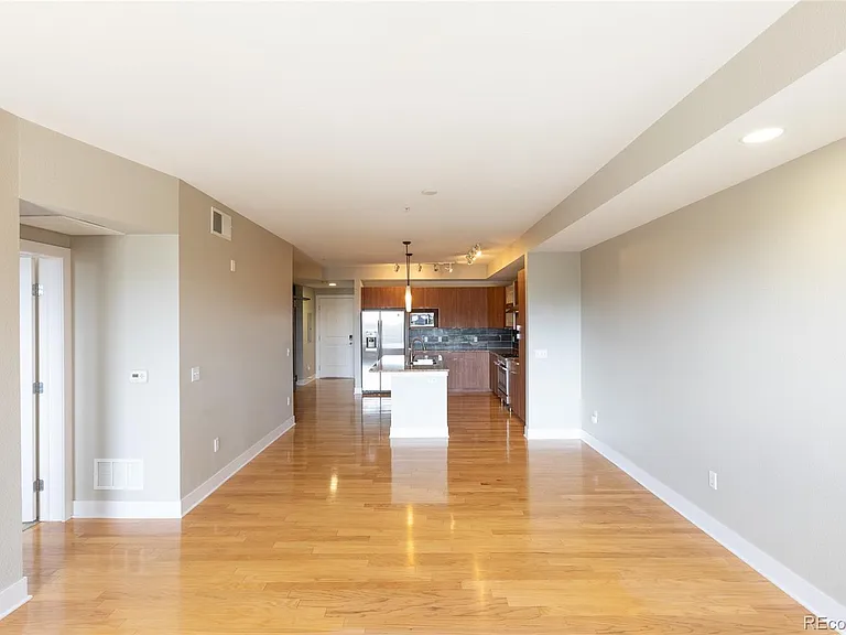 2240 N Clay St #505 — Photo 10