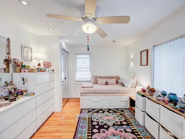 355 Dormans Court image 9 of 20