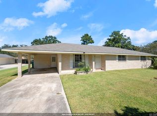 3523 Nelson St, Zachary, LA 70791