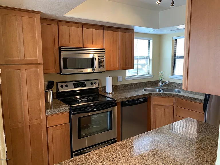 6651 N Campbell Ave #138 — Photo 5