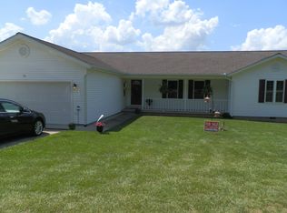 9801 Sandhill Rd, Point Pleasant, WV 25550