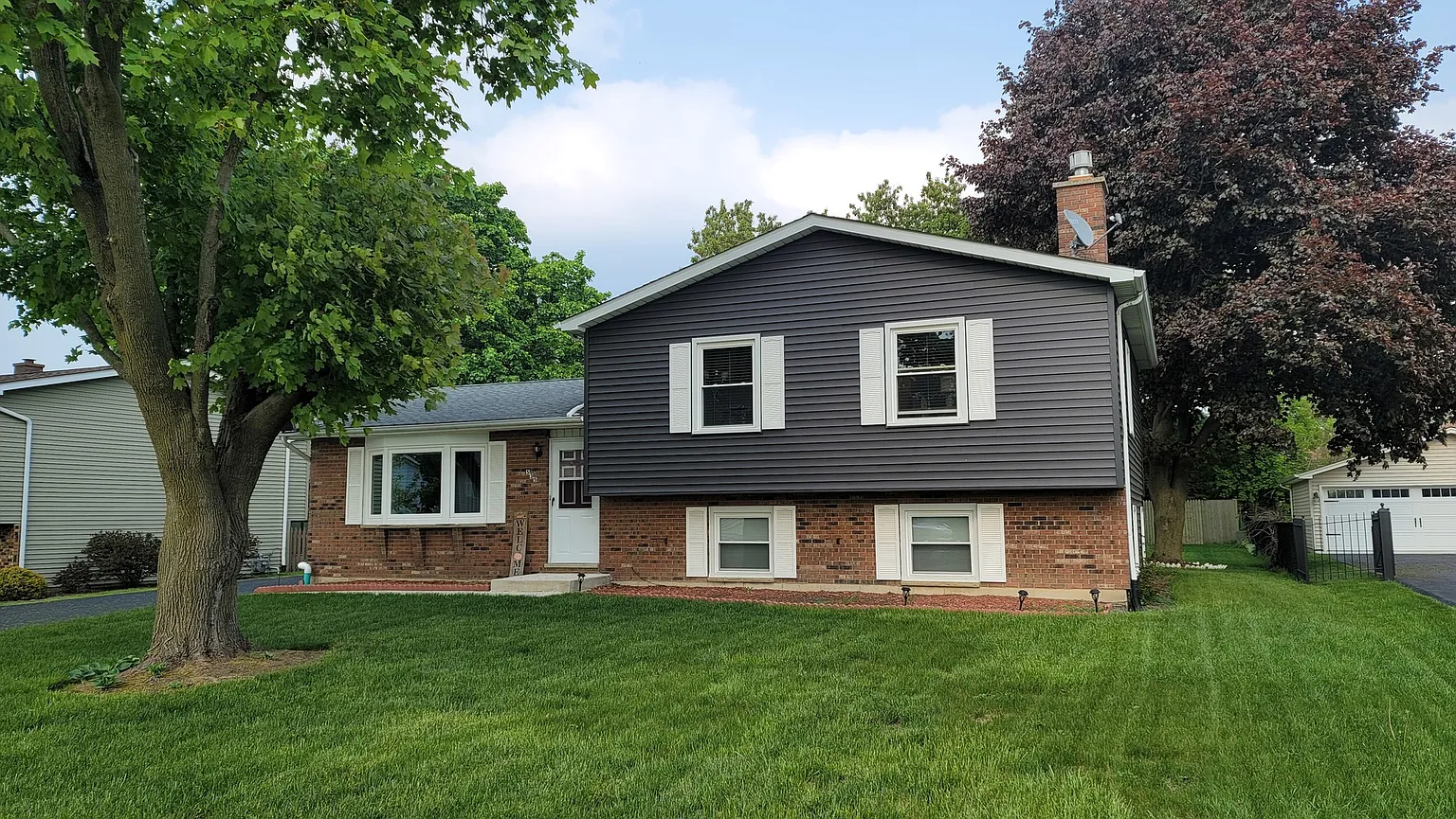 535 Garnett Ave photo 1