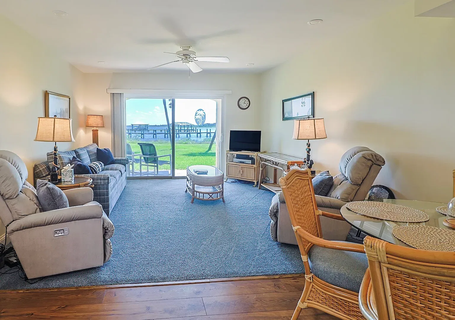 2 bed, 1045 sqft, $2,200 — Photo 4