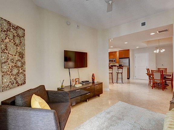 5th image of 701 S Olive Ave APT 1412