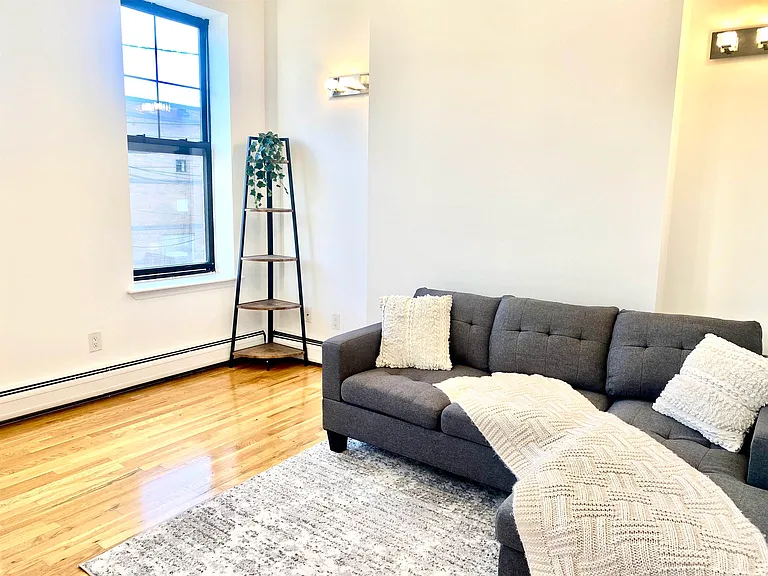 88 South St #3 — Photo 11
