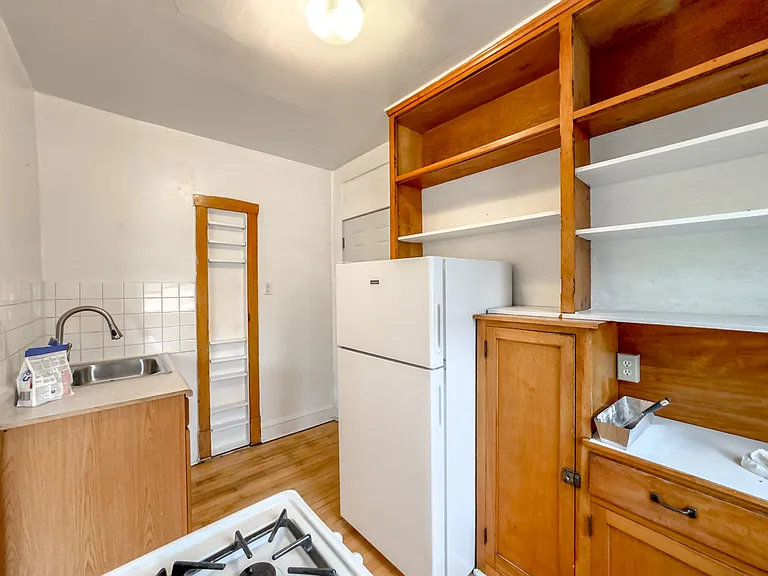 4608 N Kildare Ave #E2 — Photo 3