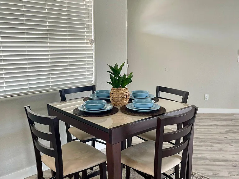 3757 Hollister Dr — Photo 15