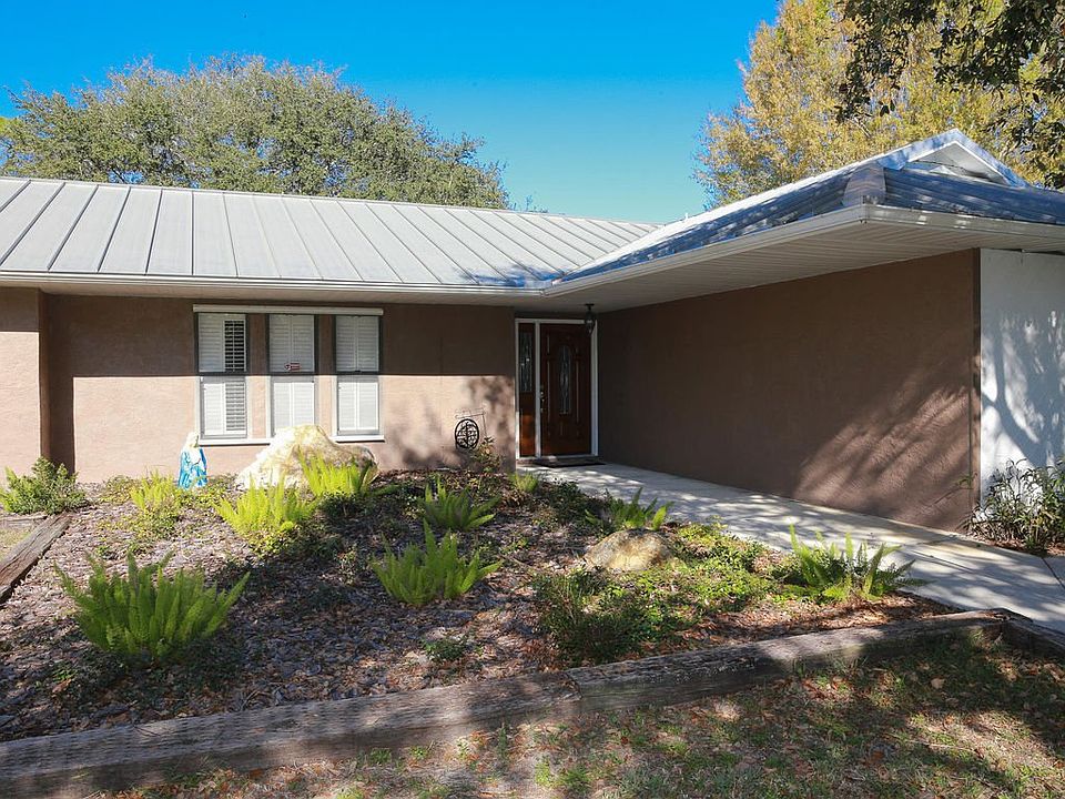 1st image of 4705 Palmetto Dr