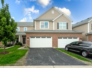 814 N Winchester Dr, Palatine, IL 60067
