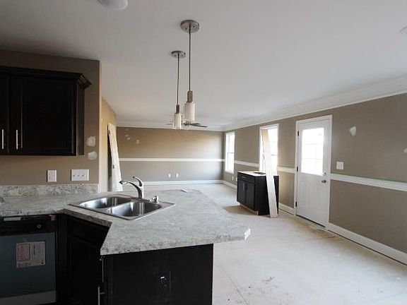 2nd image of 144 Magnolia Pl Lot 144