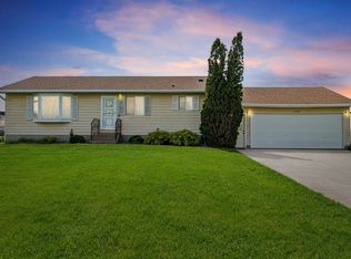 1489 Washington Ave, Lamont, IA 50650
