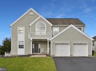 172 Compass Rd, Manahawkin, NJ 08050