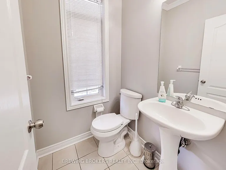 33 Pearcey Cres — Photo 15