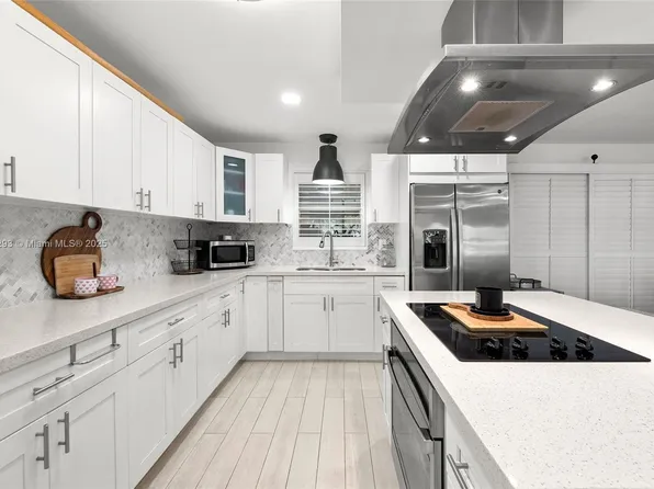 7395 McArthur Pkwy, Hollywood, FL 33024