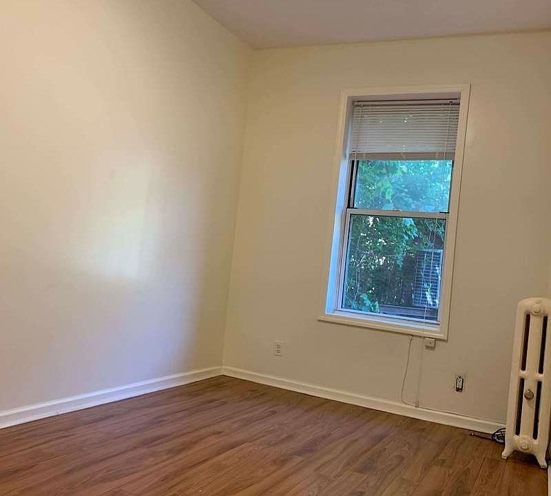 1st image of 4516 11th Ave #2F