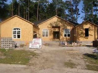 303 St Charles Ln, Jacksonville, NC 28546