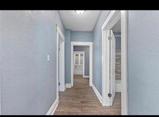 2107 E Linwood Blvd #102, Kansas City, MO 64109