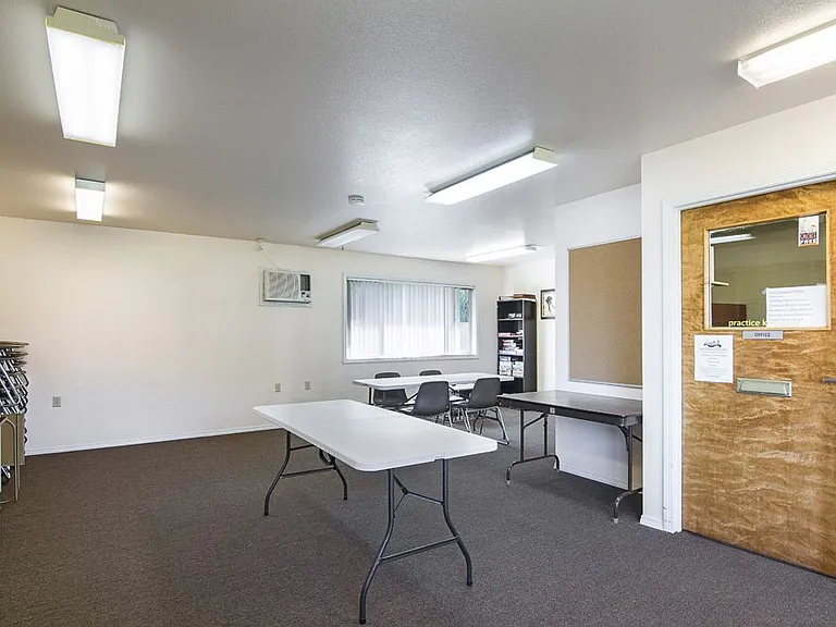1220 W 8th St #1220 — Photo 11