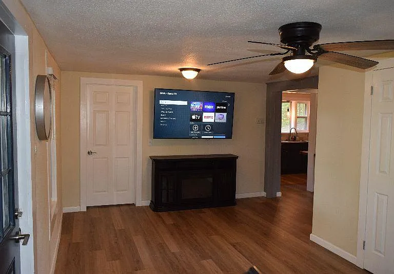 3508 Primrose Ave — Photo 6
