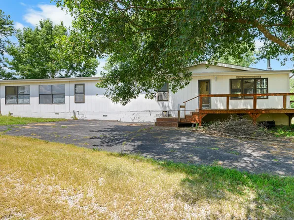 3965 S 62nd Road, Dunnegan, MO 65640