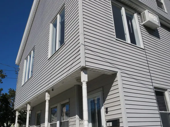 185 Winthrop St #1B, Medford, MA 02155