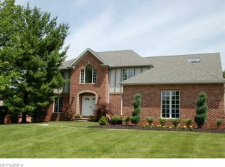 16394 Falmouth Dr, Strongsville, OH