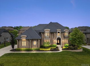 3610 Piccadilly Dr, Rochester Hills, MI 48309