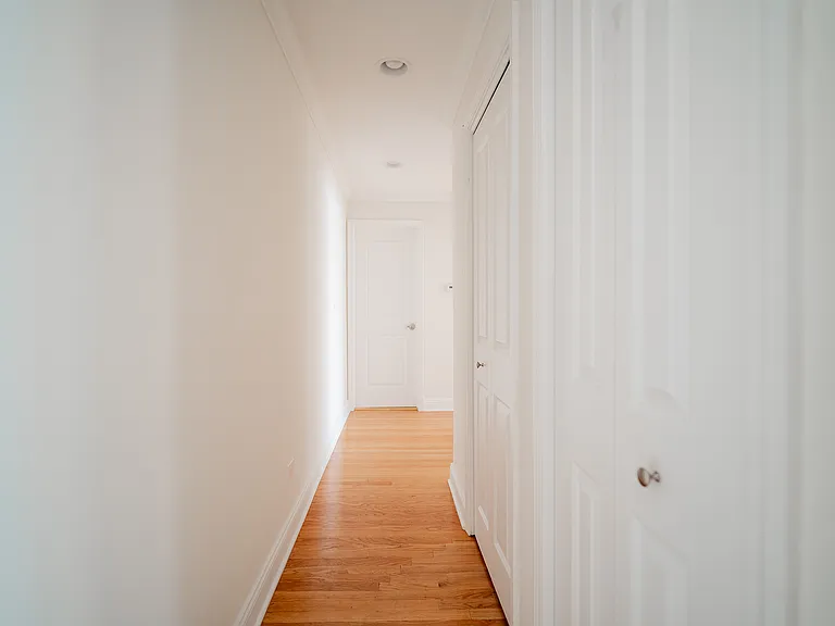 Hallway/Closet Space - #305