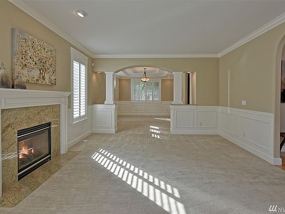 4th image of 15824 27th Dr SE