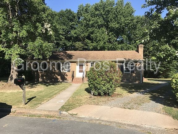2nd image of 606 Summer Ct