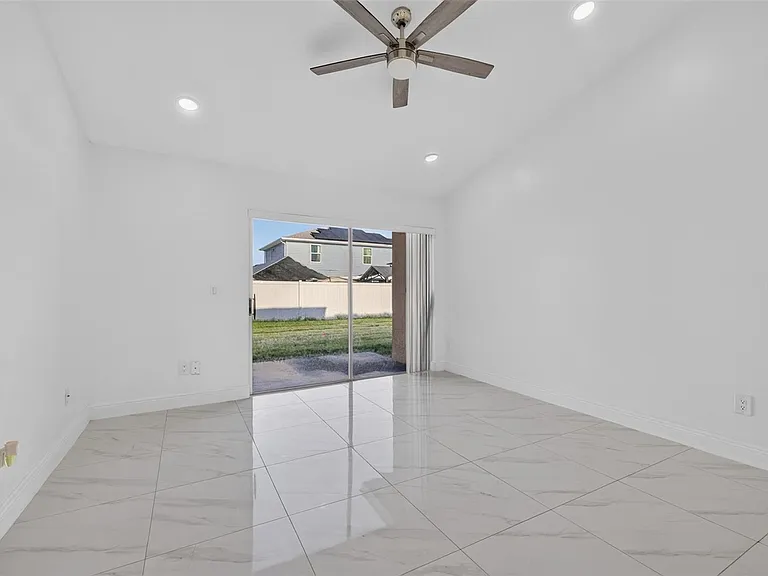 3128 Sandy Shore Ln — Photo 25