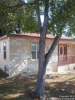 3rd image of 242 N GOLDEN CROWN DR