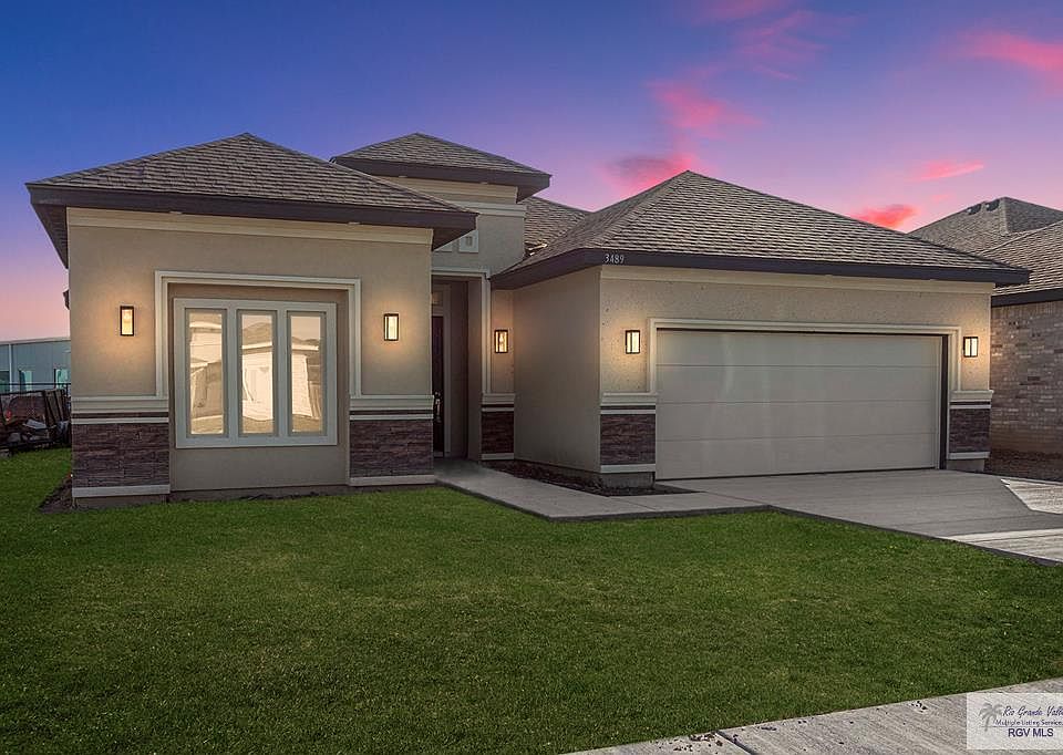 1st image of 3489 Sandalwood Dr #15
