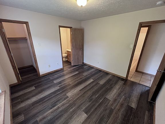 4th image of 40 Marie Ln