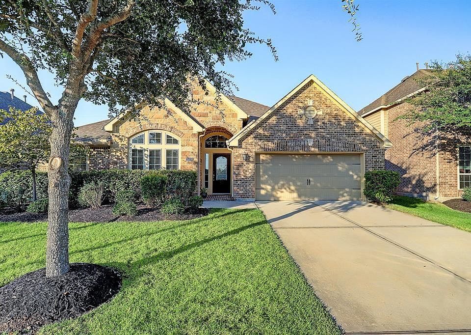 1st image of 26814 Autumn Timbers Ln