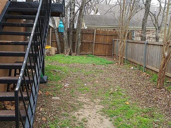 3rd image of 4036 Collinwood Ave