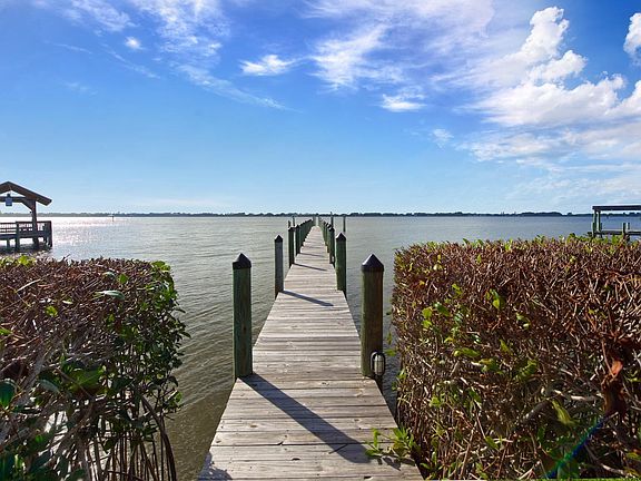 2nd image of 538 Lanternback Island Dr
