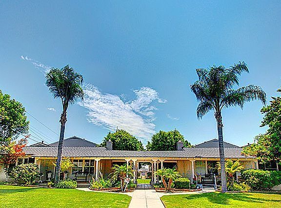 4th image of 1224 E Glenoaks Blvd APT 3
