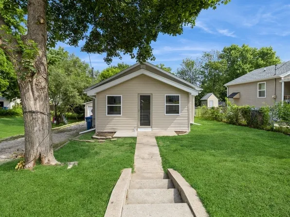 8 E Wall Ave, Des Moines, IA 50315
