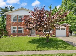 1010 Woodbourne Drive, New Albany, IN 47150