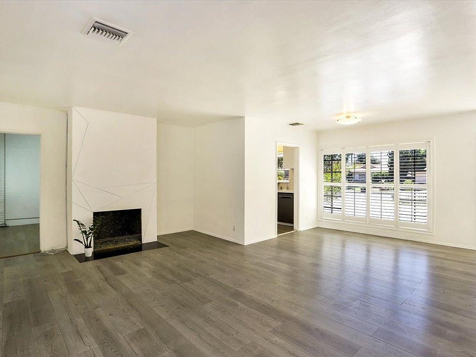 1st image of 7352 Genesta Ave