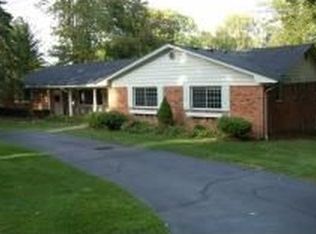 3255 Wormer Dr, Waterford, MI 48329