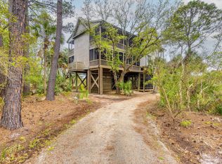 154 Lake Timicau Ln, Dewees Island, SC 29451