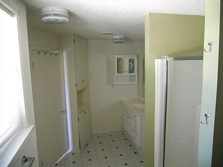 5th image of 213 Cubley Dr