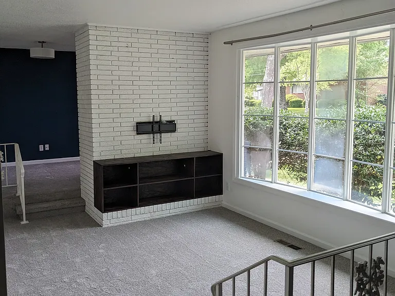 5044 Mimosa Trl — Photo 3