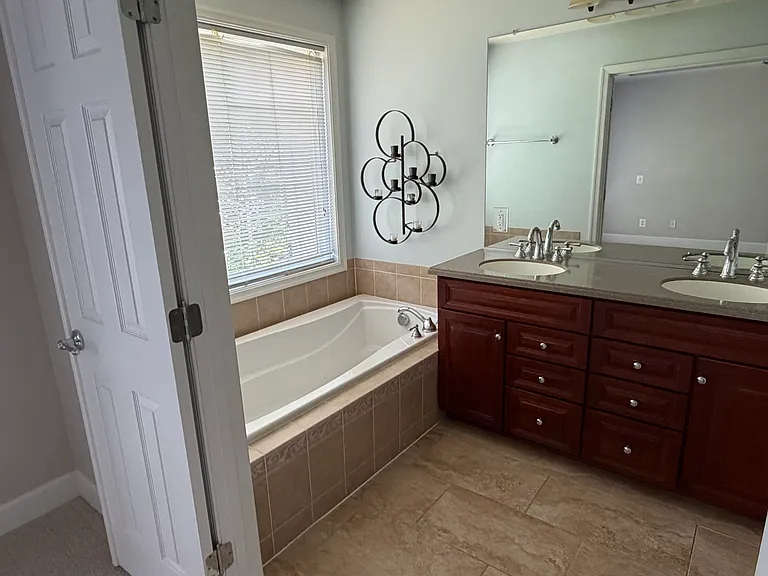 14669 Crossfield Way — Photo 6