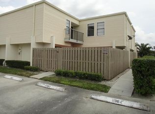 11986 Shakerwood Ln, Wellington, FL 33414