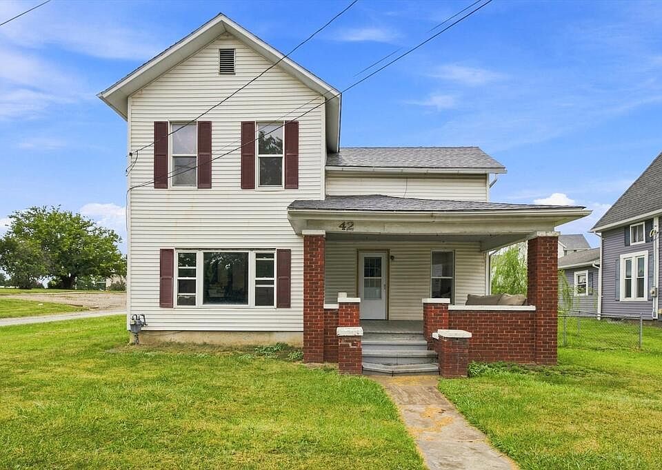 1st image of 42 W Main St